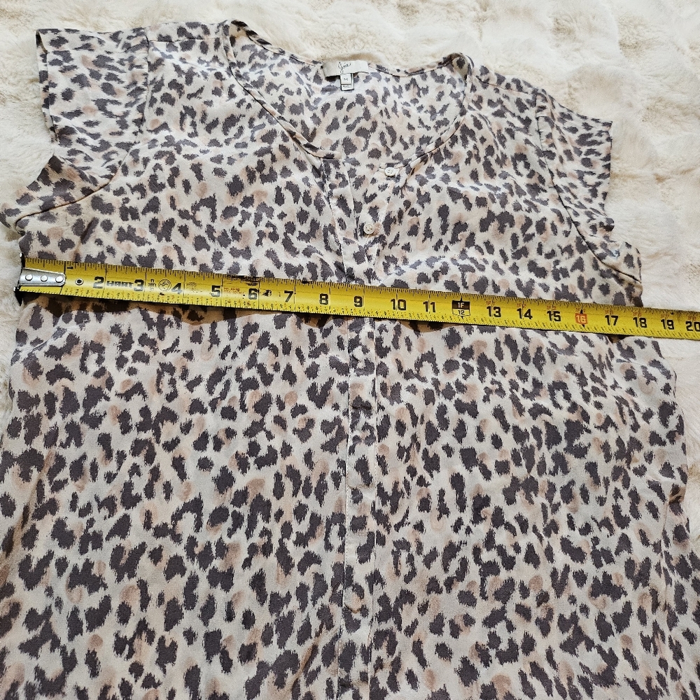 Joie Sheer Leopard Print Blouse Sz M - Picture 4 of 5